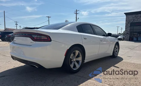 2017 Dodge Charger Sxt z USA, uszkodzony, nr VIN 2C3CDXHG8HH650797
